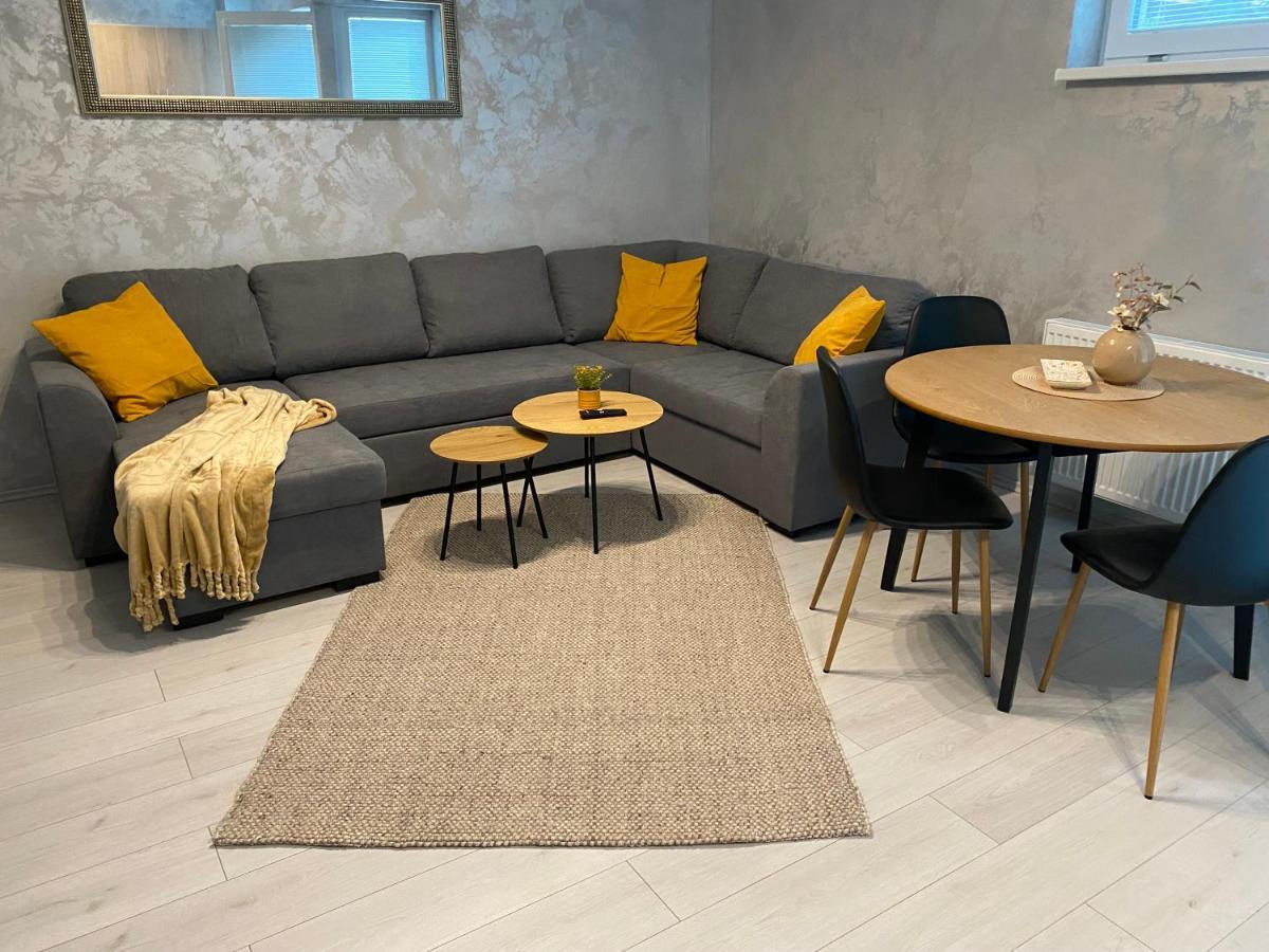 Maja Apartman Dunajská Streda Exterior foto