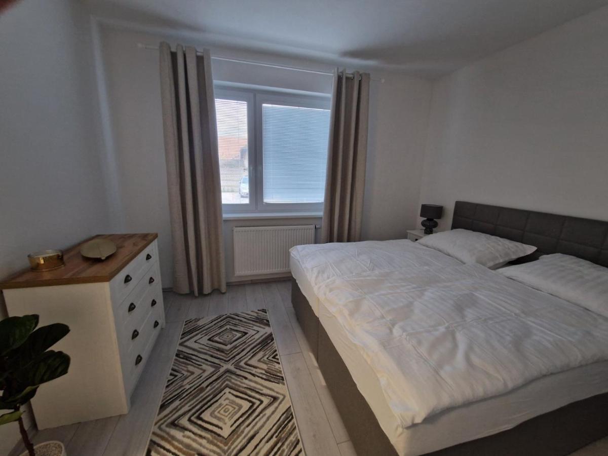 Maja Apartman Dunajská Streda Exterior foto